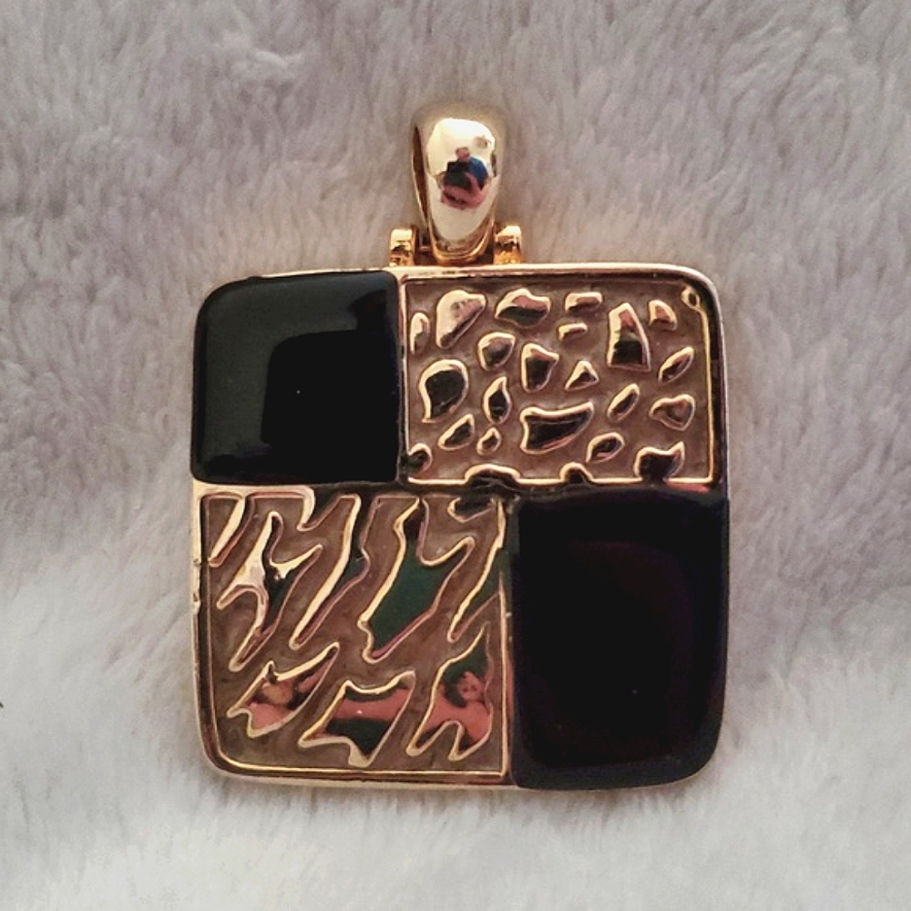 Kenneth Cole Black and Goldtone Pendant - Picture 1 of 8